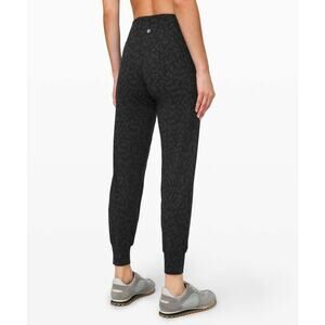lululemon Align™ High-Rise Jogger Leopard Camo Deep Coal Multi Size 4